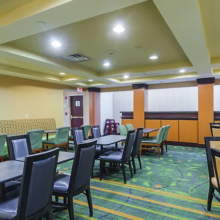 Quality Inn Boston-Revere-3